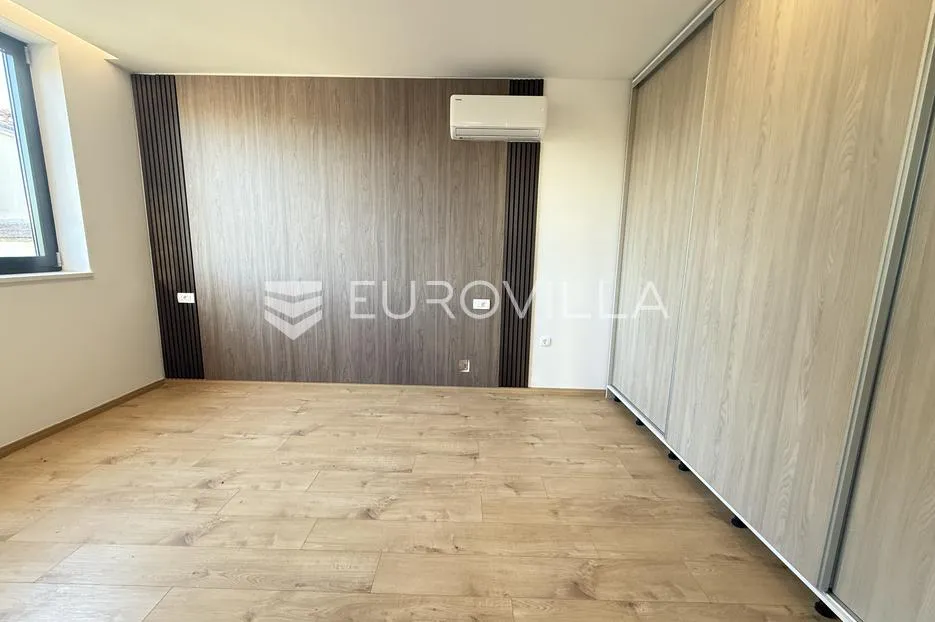 istra, medulin, dvosobni stan novogradnje na neponovljivoj lokaciji, 1. kat, 53 m², 50m od mora - slika 7