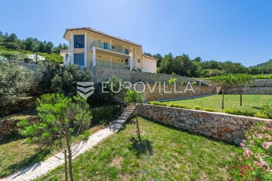 korčula, atraktivna vila prvi red do mora - slika 55