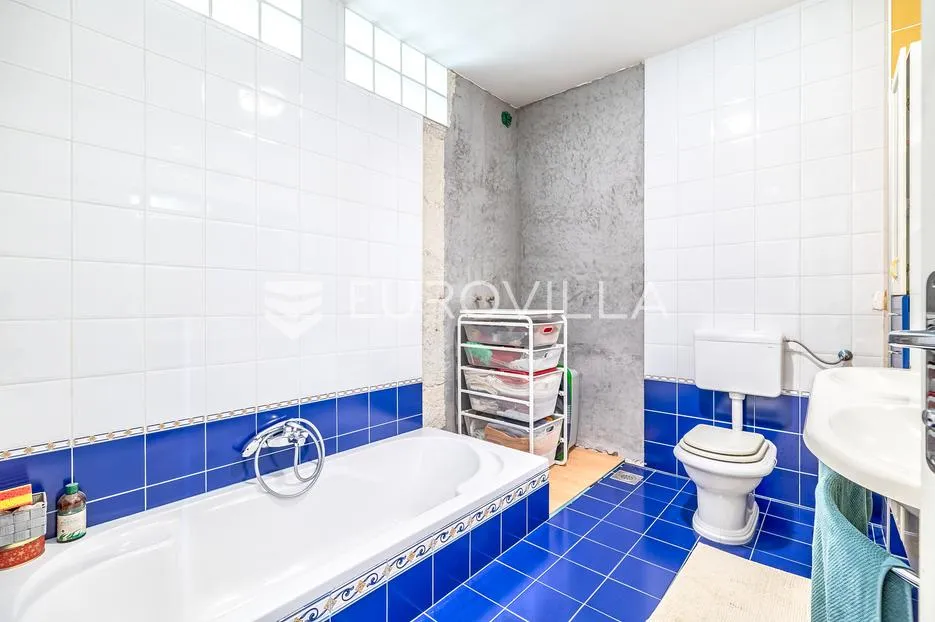sveta nedelja, strmec, dvije obiteljske kuće, velika radionica i pomoćni objekti - slika 9