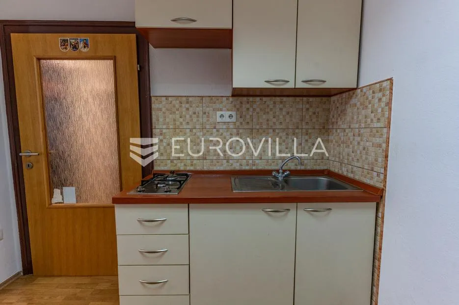 požega, dvosoban stan u centru grada - slika 10