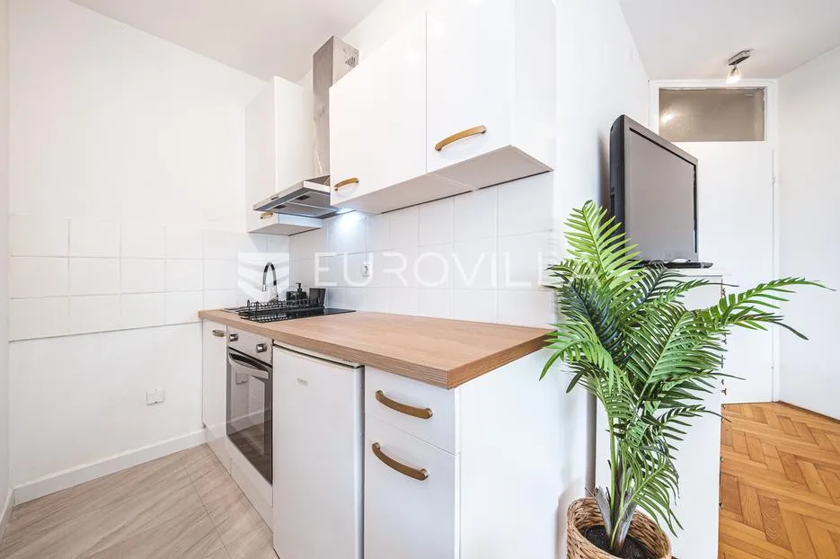 zagreb, branimirova, prekrasan dvosoban stan 35,48 m² - slika 6