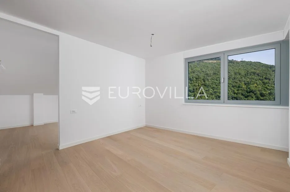 opatija, atraktivan penthouse s bazenom nkp 367 m2 novogradnja - slika 25