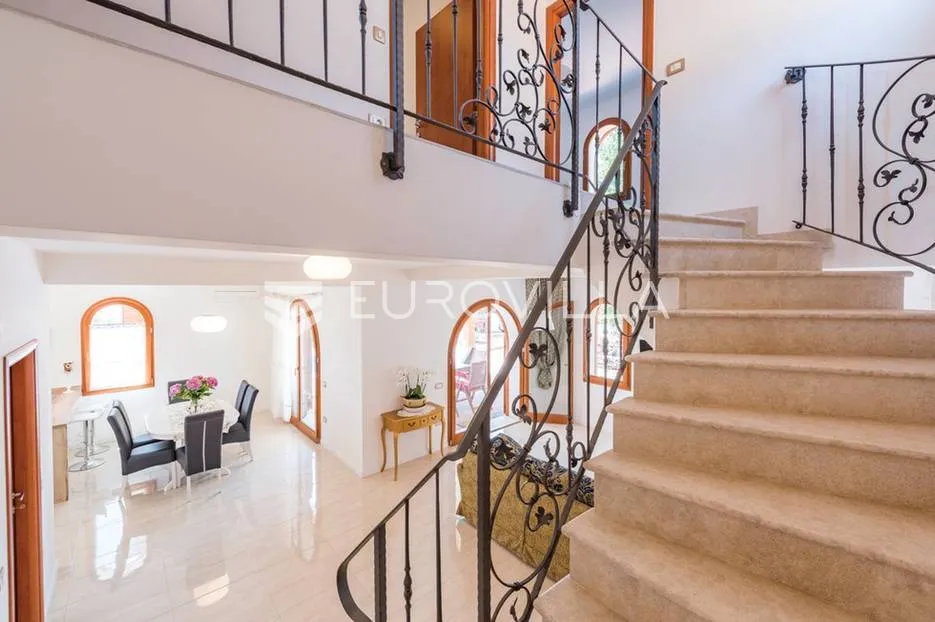 tar, vabriga, novogradnja, luksuzna i moderna kamena četverosobna villa - slika 19