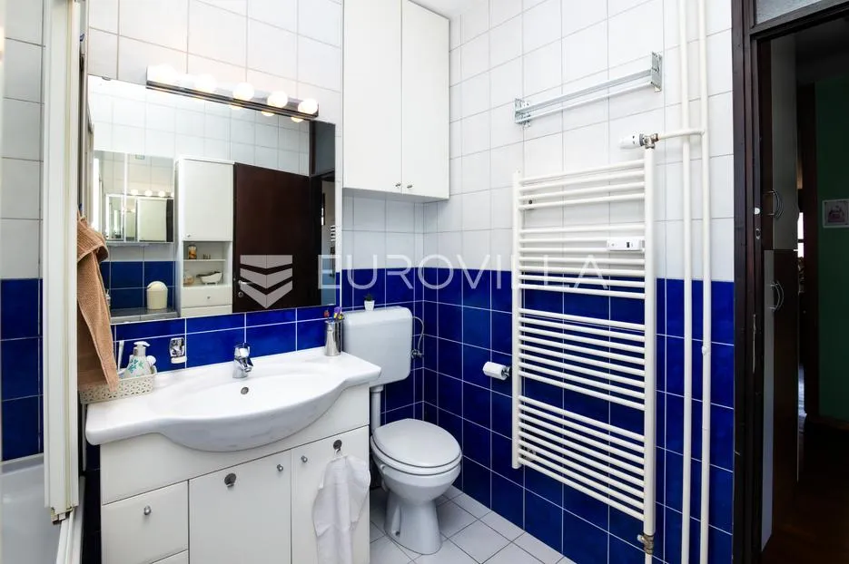 zagreb, sloboština, prostran četverosoban stan, neto površine 93 m² - slika 21