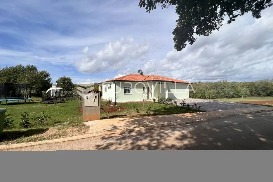 istra, buroli, kuća s bazenom, 140m2 - slika 23