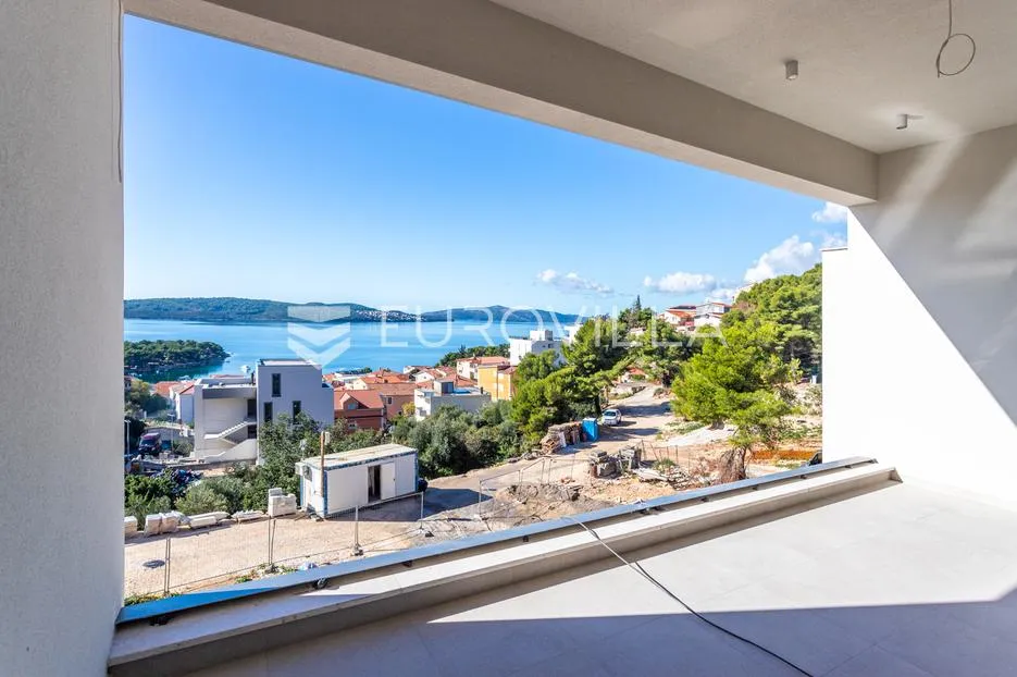trogir, čiovo, ekskluzivan penthouse s privatnim bazenom - slika 11