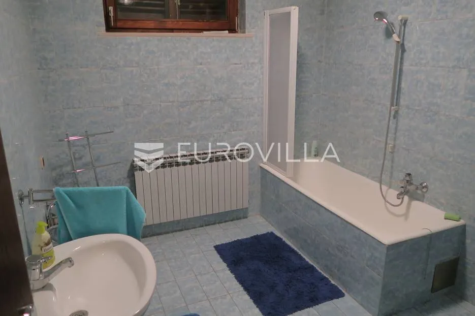 zagreb, zelenjak, obiteljska kuća 500m2 - slika 22