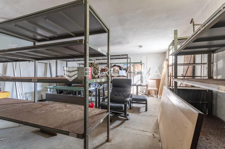 varaždin, centar, poslovna zgrada površine 240 m² - slika 6