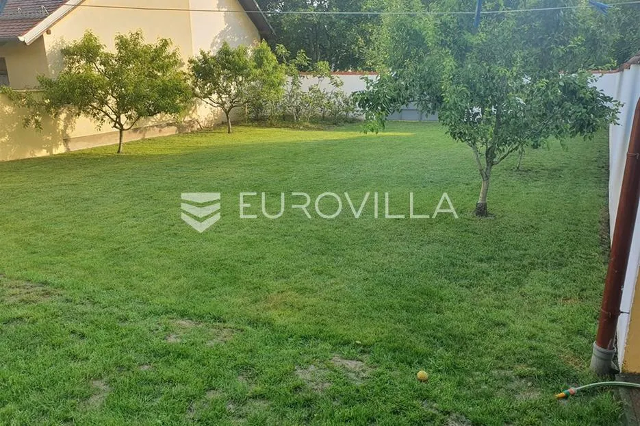 vinkovci, kuća 300 m², centar, namještena, odmah useljiva - slika 5