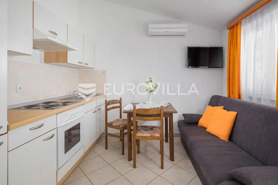 istra, poreč - impresivna vila s bazenom i apartmanima za turistički najam - slika 8