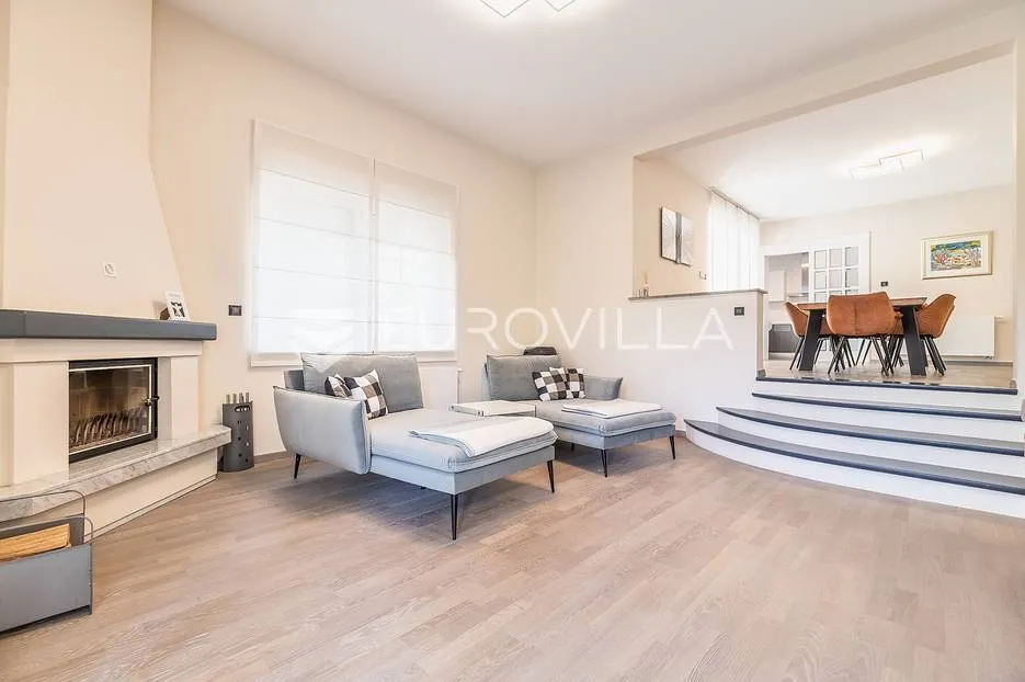zagreb, jelekovići, prekrasna vila nkp 303,5 m2 na parceli 1786 m2 - slika 13