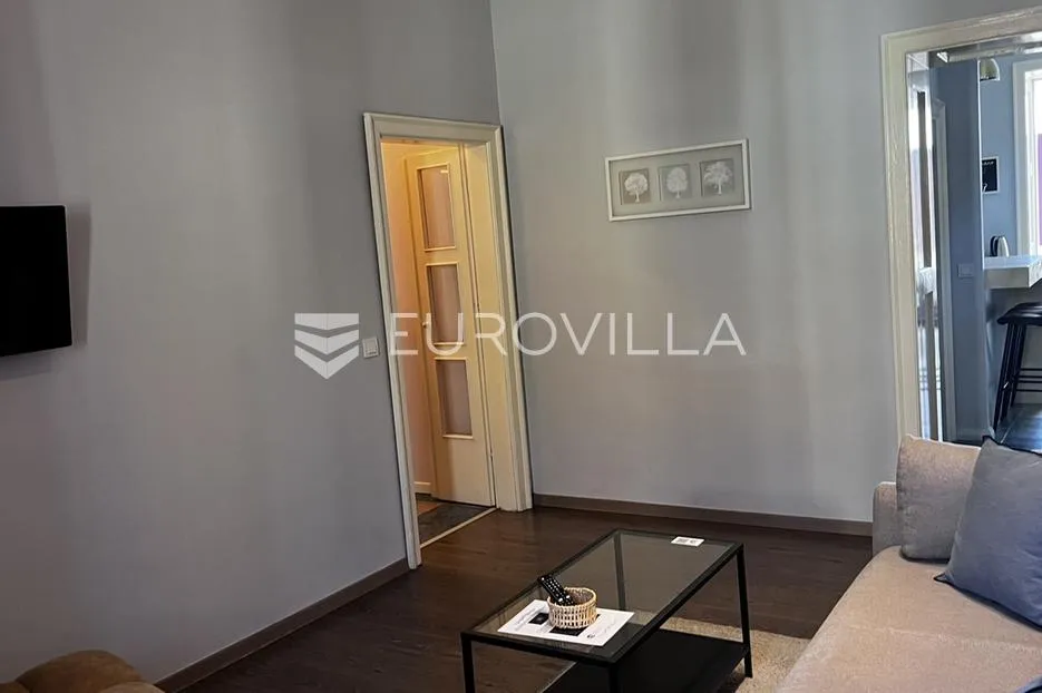 pula, centar grada dvosoban stan 55 m², dugoročni najam - slika 4