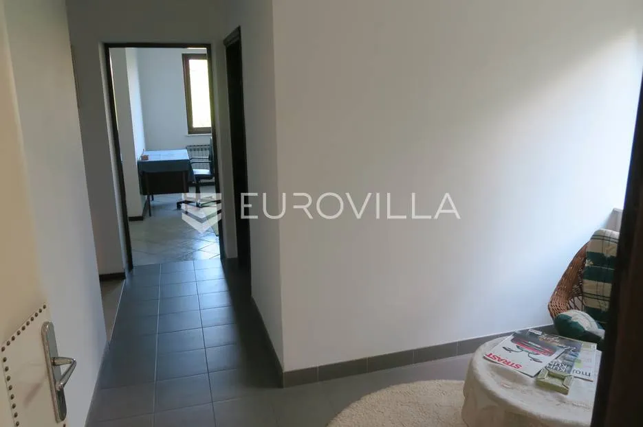 zagreb, zelenjak, obiteljska kuća 500m2 - slika 26