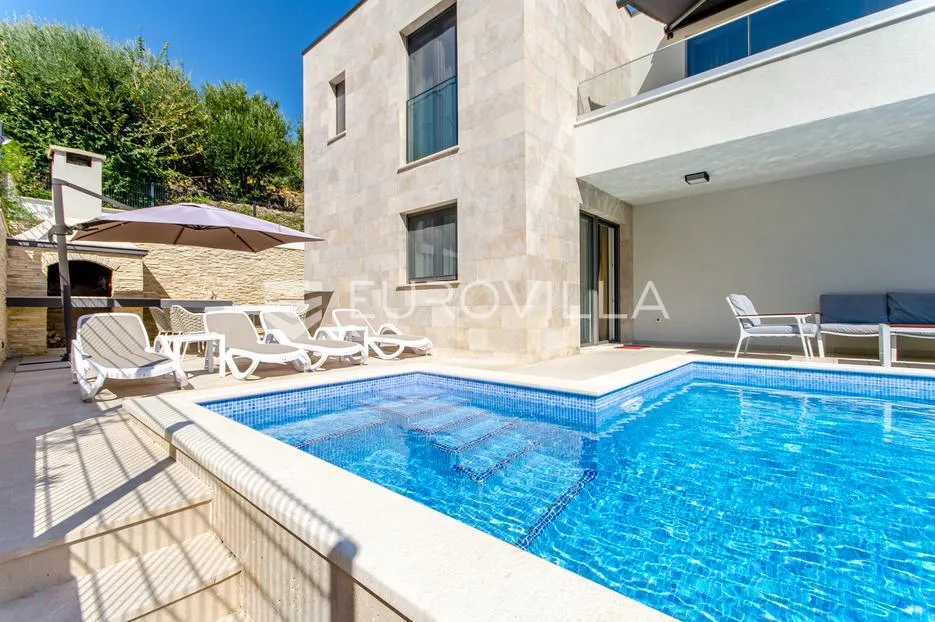 split, žrnovnica, vila s bazenom na mirnoj lokaciji - slika 27