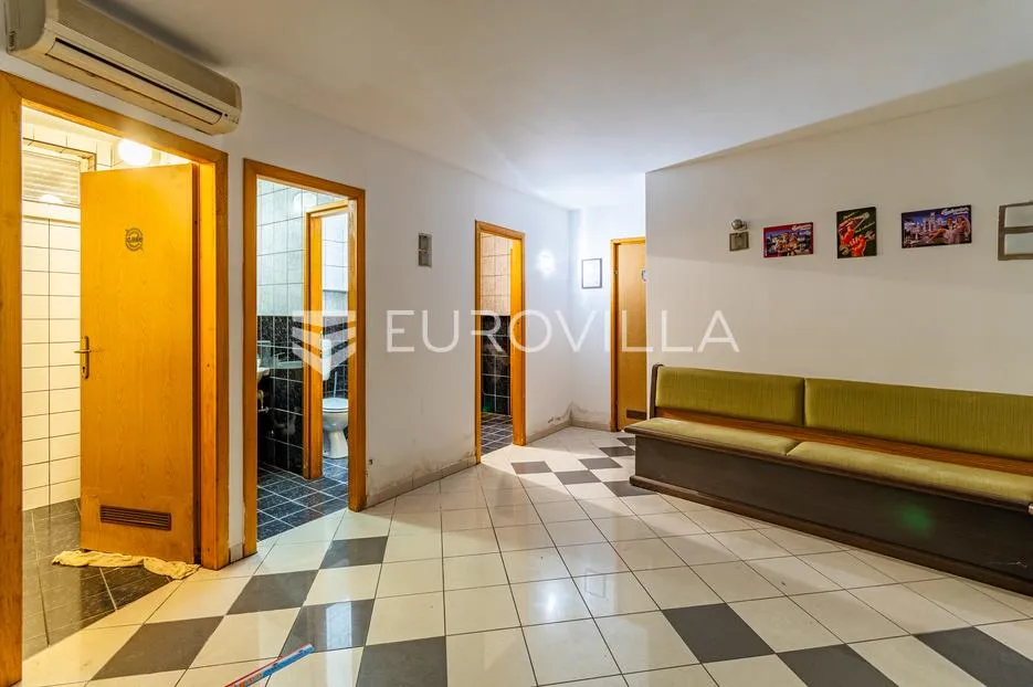 varaždin, centar, poslovni prostor površine 145 m² s terasom - slika 5