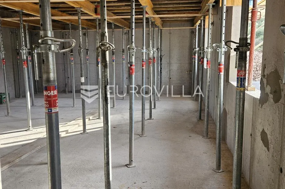 čiovo, slatine jednosban stan 36,3 m² s garažom i pogledom na more - slika 2