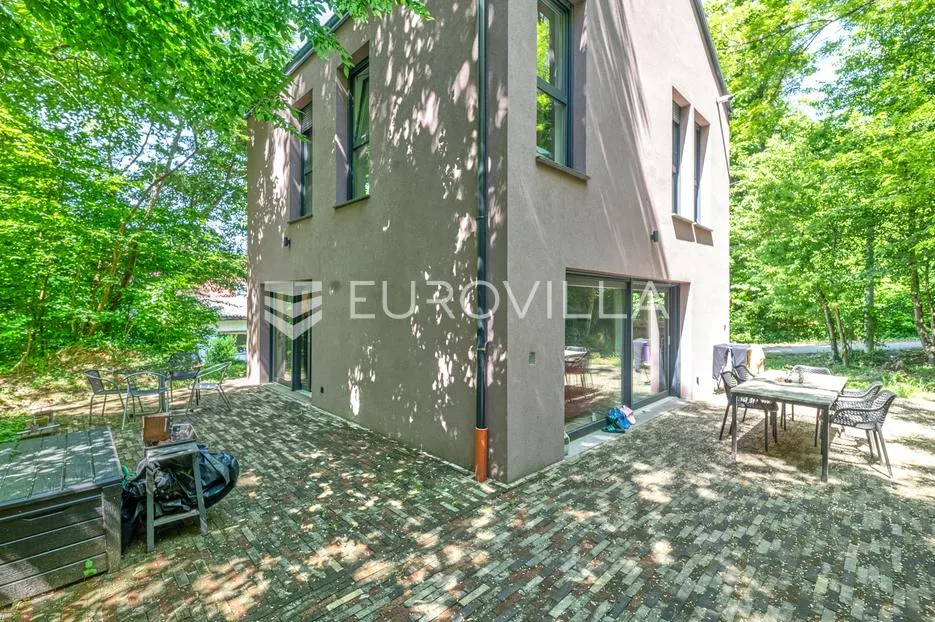 zagreb, maksimir prekrasna kuća 120 m² na parceli od 720 m² - slika 15
