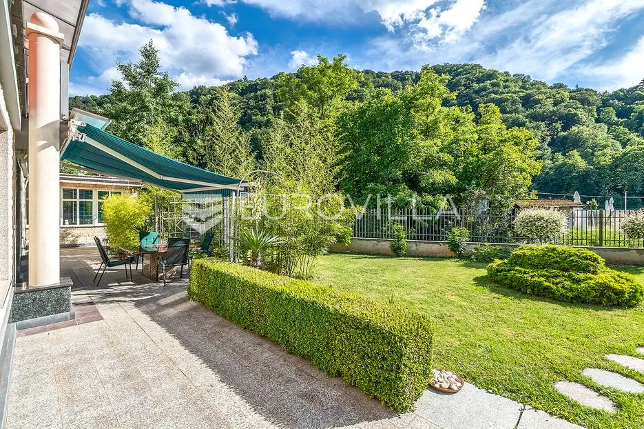 samobor, centar prekrasna obiteljska kuća 760 m² na parceli 1000 m² - slika 4