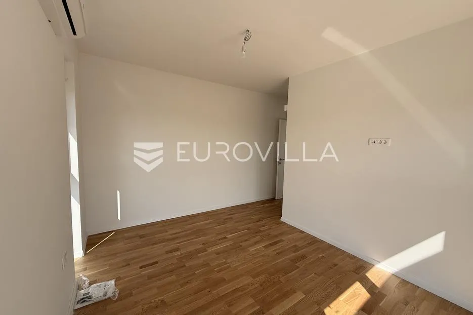 zadar, privlaka, ekskluzivna višetažna vila u privlaci s bazenom - slika 23