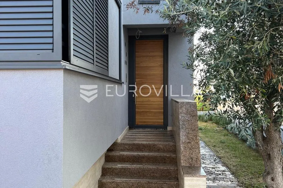zadar, sukošan, luksuzna vila s liftom i pogledom na more - slika 17