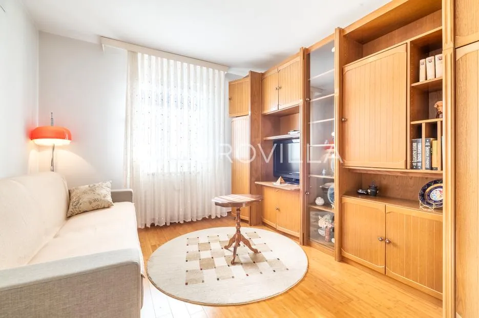 zagreb, vrapče, prostran četverosoban stan 104 m² s garažom - slika 3