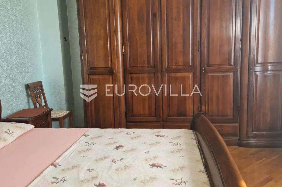 umag, vila prvi red do mora - slika 11