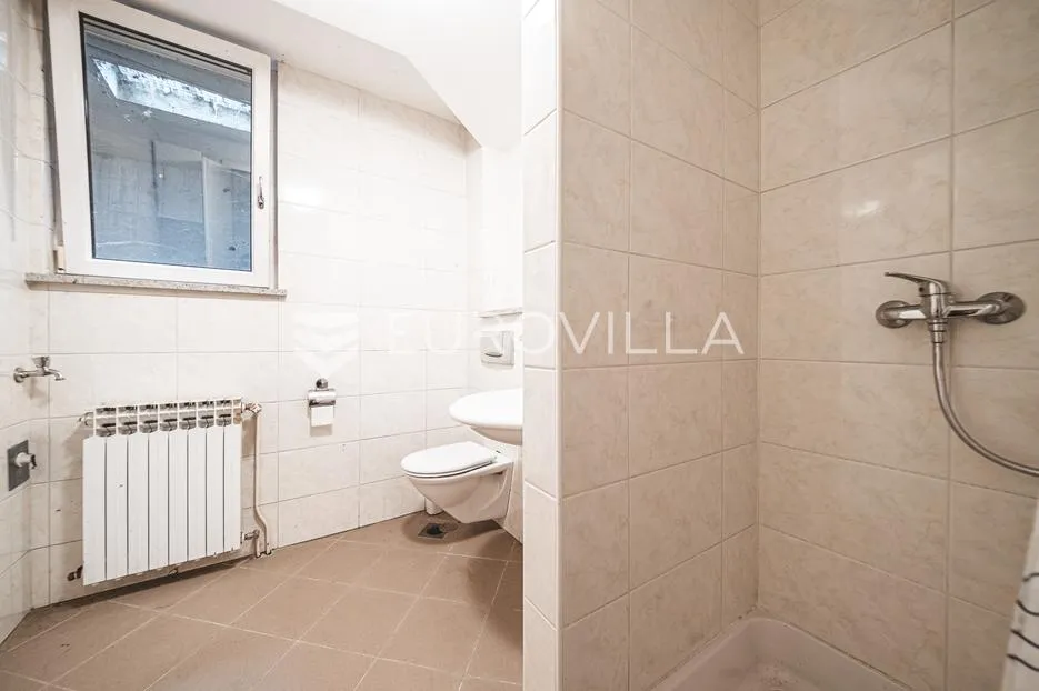 zagreb, pantovčak, peterosoban stan s neto korisnom površinom od 301 m² - slika 29