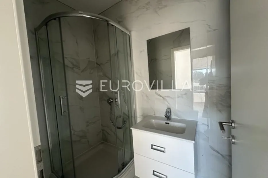 istra, medulin, novogradnja, svijetli trosoban stan 53 m² na 1. katu, odličnoj poziciji - slika 11