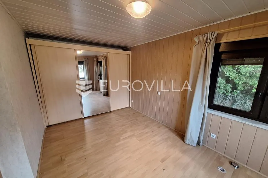 jastrebarsko, plešivica, kuća 266 m² s bazenom na mirnoj lokaciji - slika 2