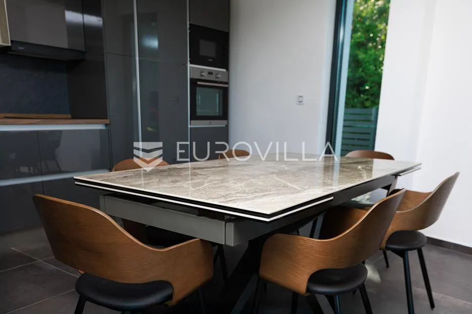 rijeka, kostrena, paveki villa s 2 stana, pomoćnim objektom i bazenom, 279 m² - slika 15