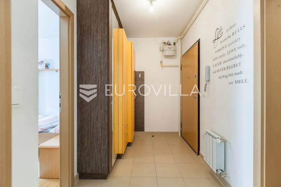 zagreb, folnegovićeva, dvosoban stan s garažom 64 m² - slika 8