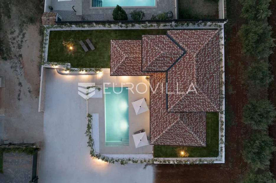 istra, poreč, gedići prekrasna moderna kamena vila 165 m² s bazenom - slika 6