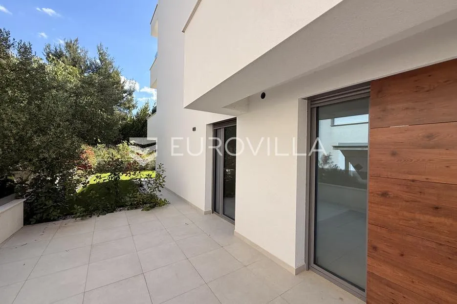 zadar, diklo, luksuzan trosoban stan 124,27 m² na super lokaciji s vrtom - slika 17