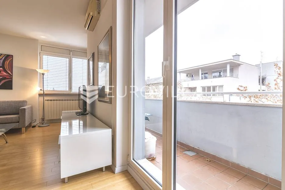 jurkovićeva, šalata, trosoban stan 95 m² s garažom za najam - slika 14