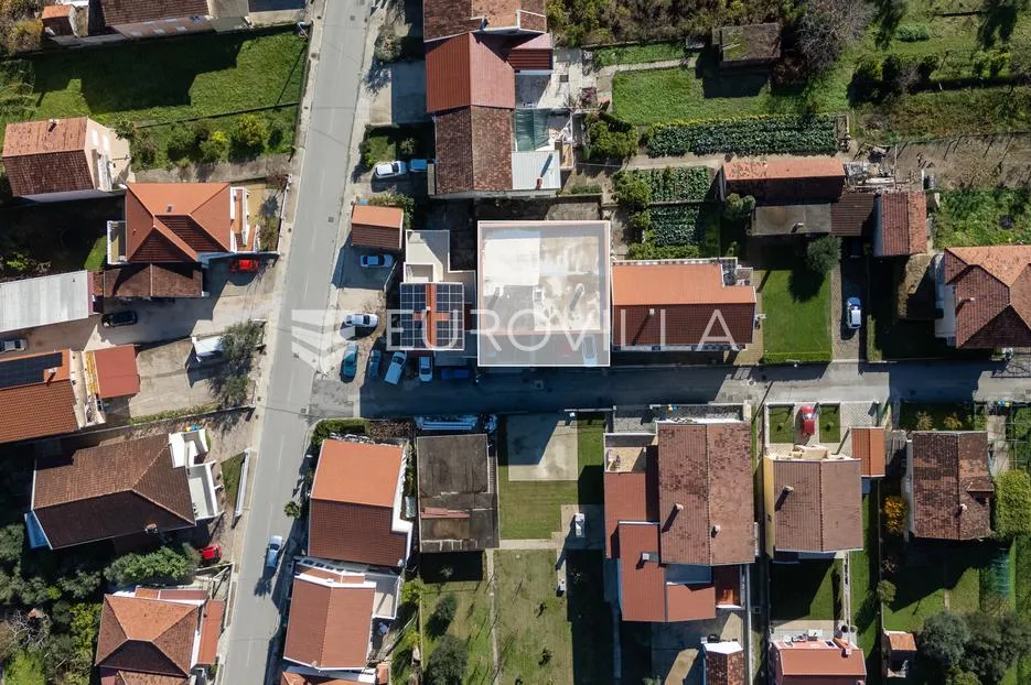 metković, dvosoban stan 80 m² - slika 3
