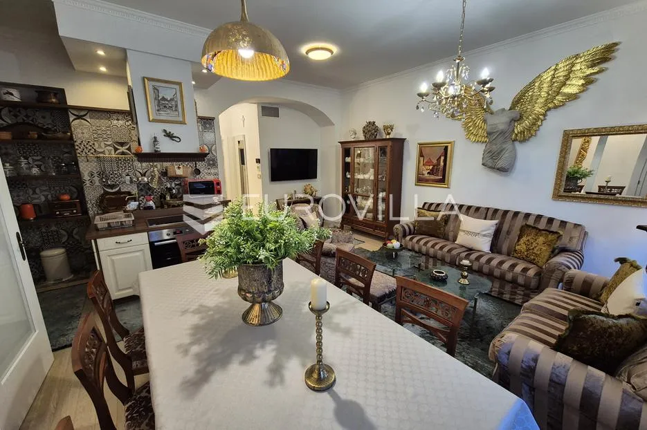 zagreb, ilica, trg bana jelačića prekrasan trosoban stan 72 m² najam - slika 4