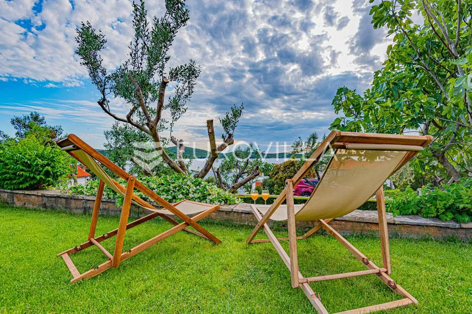 šibenik, žaborić, prekrasna kuća s bazenom i pogledom na more, 438 m² - slika 35