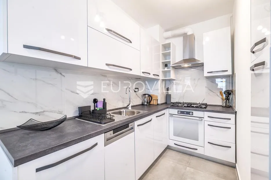 zagreb, otok, dvosoban stan 53 m² s parking mjestom - slika 4