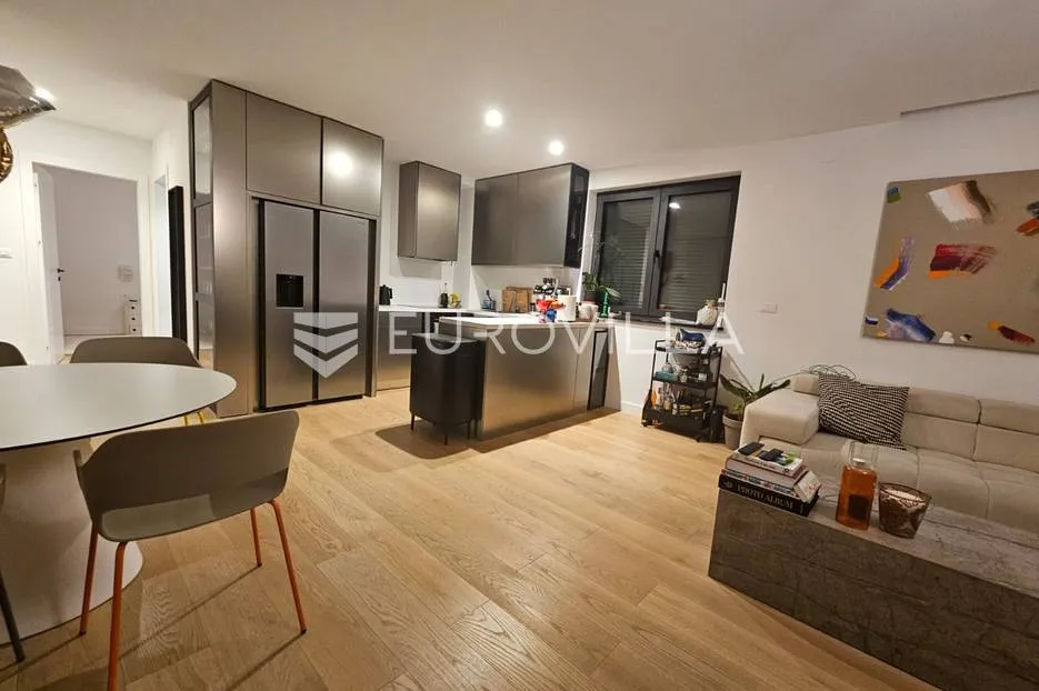rijeka, costabella, luksuzan trosoban stan 101.39 m² - slika 5