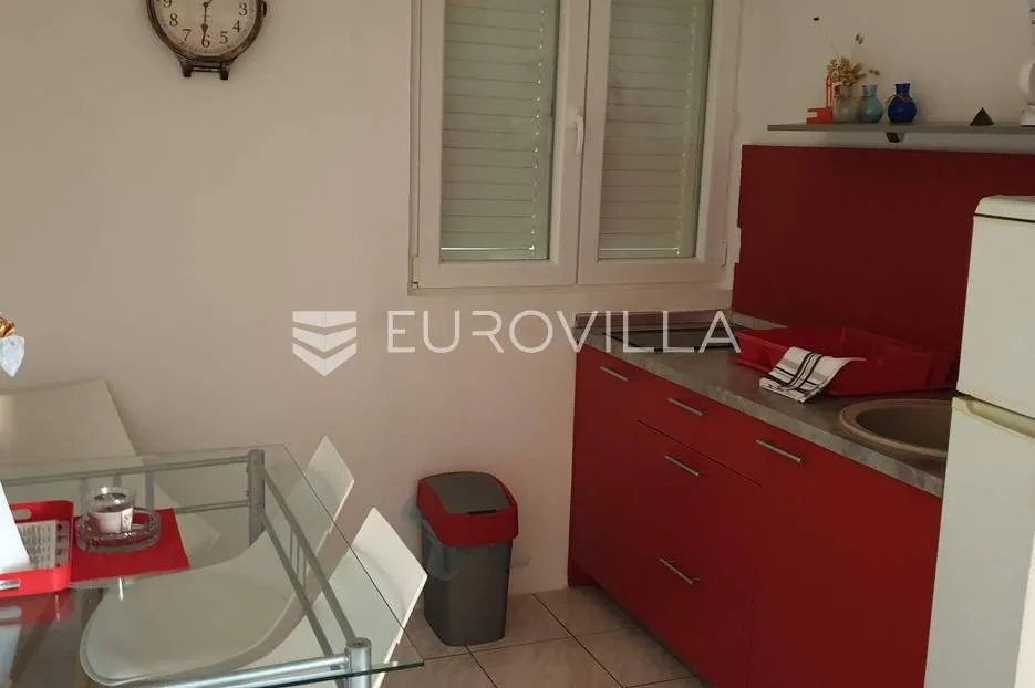 nin, ždrijac, prekrasna apartmanska vila, prvi red do mora - slika 18