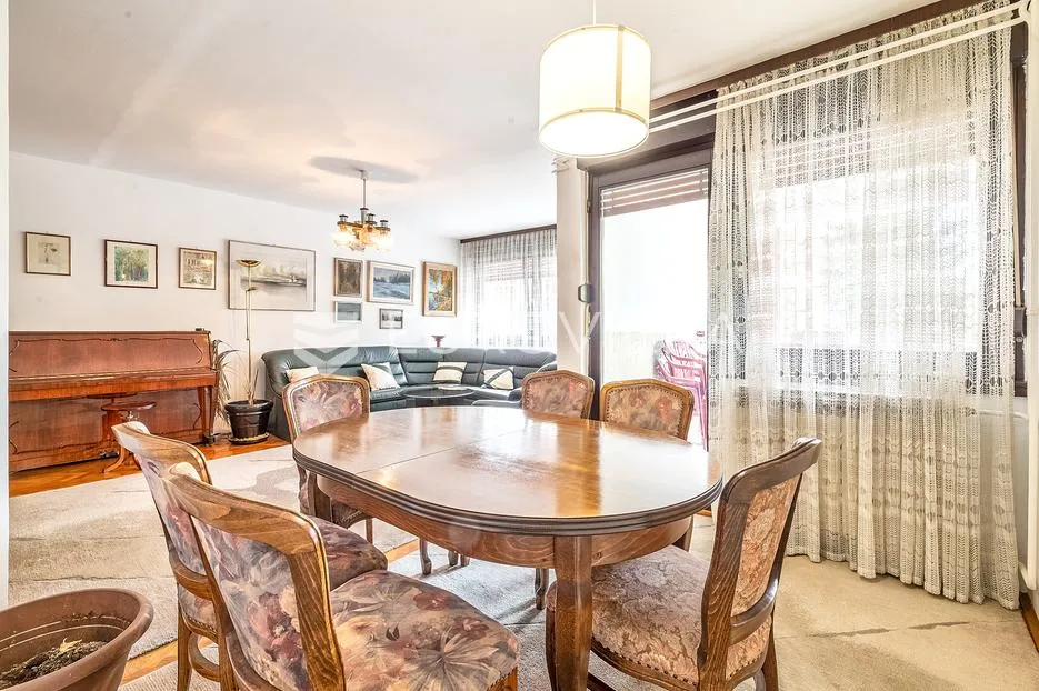 zagreb, maksimir, komforan četverosoban stan 120 m² - slika 2