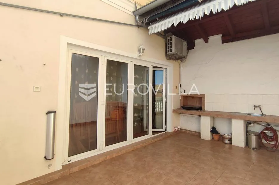 pula, giardini, višesoban stan, privatni parking, velika terasa, 180 m² - slika 5