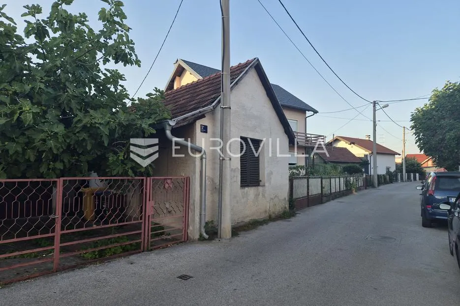 zagreb, donja dubrava, kuća 102 m² na zemljištu 150 m² - slika 5