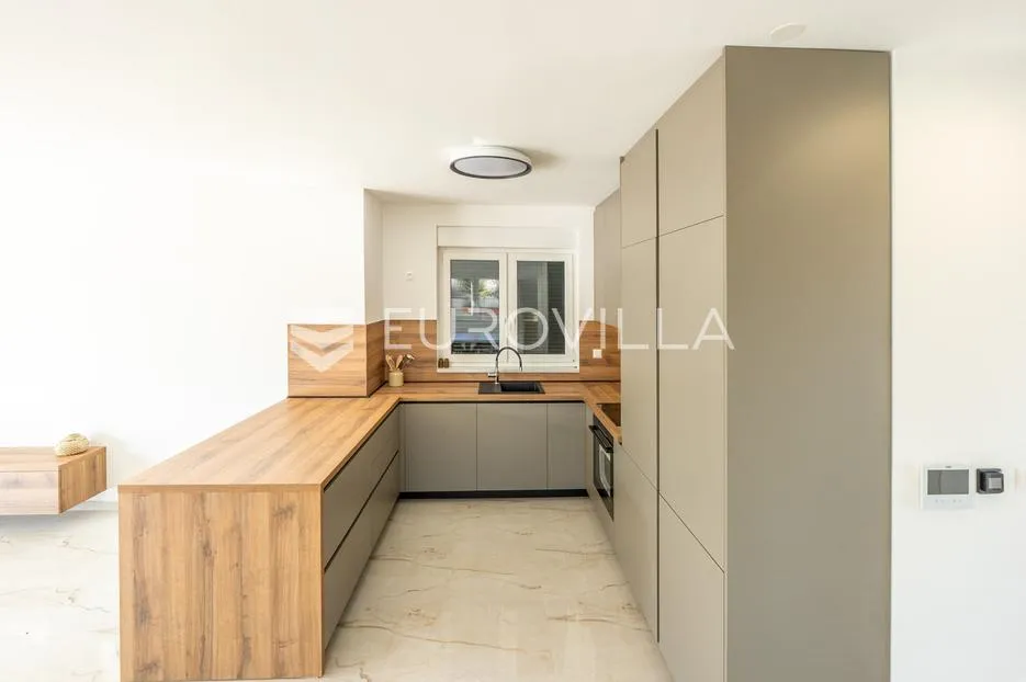 zadar, privlaka, moderna vila s bazenom, novogradnja, 300m od mora - slika 6