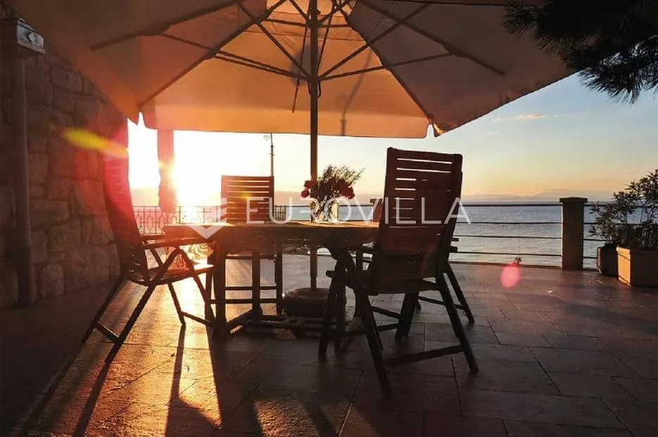 opatija, ičići, četverosoban stan, cijelogodišnji najam, 10 m od mora! - slika 8
