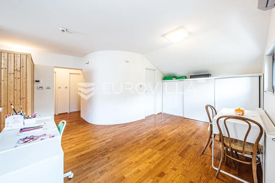 zagreb, vrhovec, moderna obiteljska kuća 419 m² - slika 20