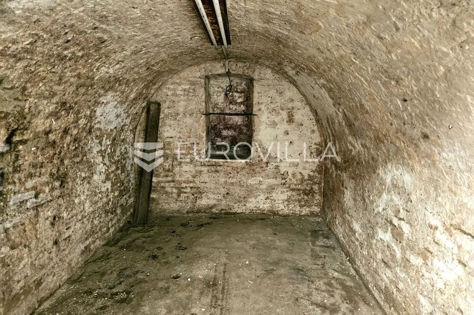 baranja, kneževi vinogradi, obnovljena baranjska kuća - slika 8