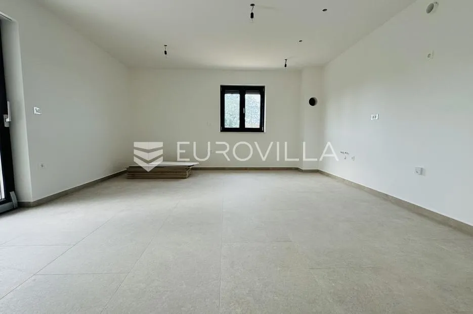 istra, umag, novogradnja, stan na drugom katu 66.84 m² - slika 2