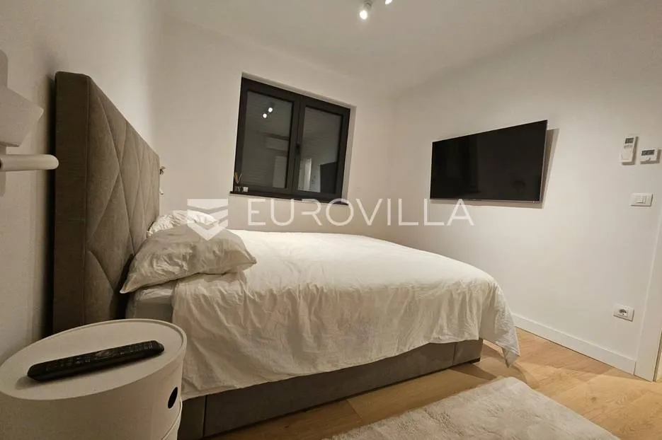 rijeka, costabella, luksuzan trosoban stan 101.39 m² - slika 9