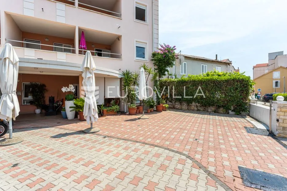 novalja, kuća s 10 apartmana blizu centra s pogledom na more - slika 49